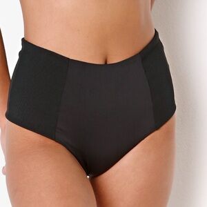 L*Space Jackie Bikini Bottom Bitsy Cut. Size Small. New Without Tags.